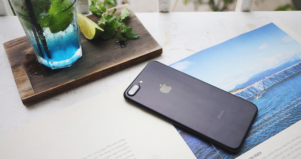 iPhone 7 Plus Quốc Tế trang bị khả năng chống nước IP67
