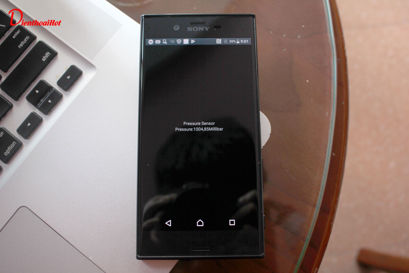 Giao diện trình test áp xuất chiếc Sony Xperia XZs